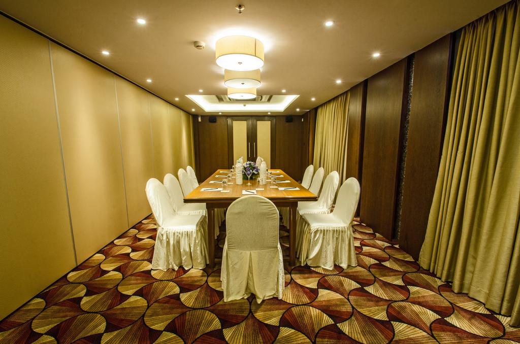 Calangute Towers - Am Hotel Kollection Dış mekan fotoğraf